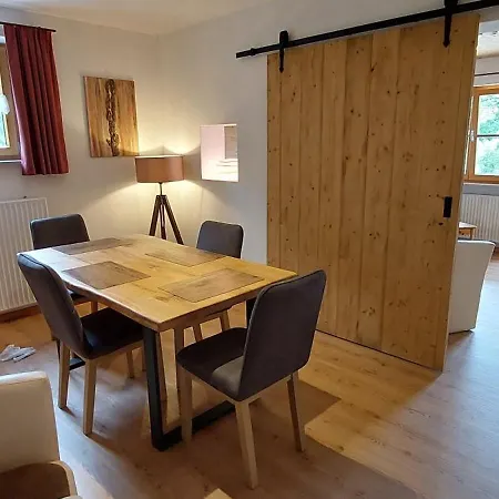 Gaestehaus Kaiserwinkl Apartamento