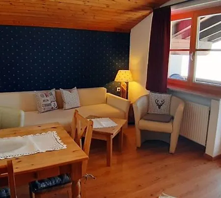 Apartamento Gaestehaus Kaiserwinkl Reit im Winkl